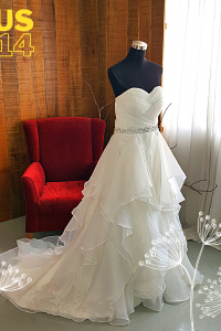 401WL004 UK14 Plus Size MR Princess Ruffles a RM650 Wedding Gown Rental Malaysia Kuala Lumpur Petaling Jaya Custom Make