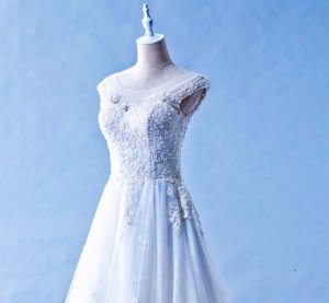 608LL01 LL Illusion Neckline Zip Button Princess Top Malaysia Wedding Dress Designer Rental