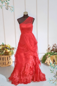 401Ev005  Maroon Vera Wang inspired Farrah Rose Ruffles a Evening Dress rental Malaysia