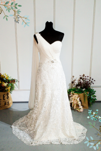 408W03 LL One Shoulder 3D French Lace Grecian a Wedding Dress Rental Malaysia
