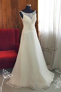 508W05 TY Boat Neck Illusion Neckline A line Beaded Zip a  RM350