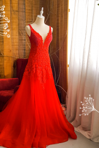 204LLE03 Saddie Red Deep V embellished bodice A line a Bride Wedding Event Reception Dinner Dress rental Malaysia