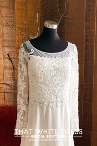 219ML01WL03 Lena Plus LS Crepe Thigh Split Plus Size Bride Gown Rental Malaysia