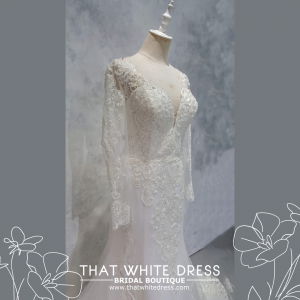 224ML03WL05 Sasley PLUS Illusion V neck Trumpet Plus Size Bridal Gown