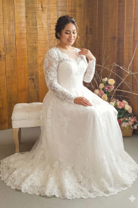 76LLWL04 LL Plus Cap Sleeves Small A line Chantily Lace Boat Neck b  Pengantin Besar Gaun sewa