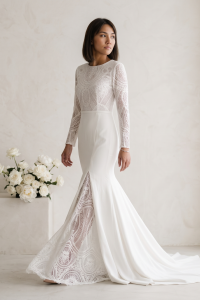 211BY10W03 Isabelle LS Sheath Crepe Scallop top Model 2